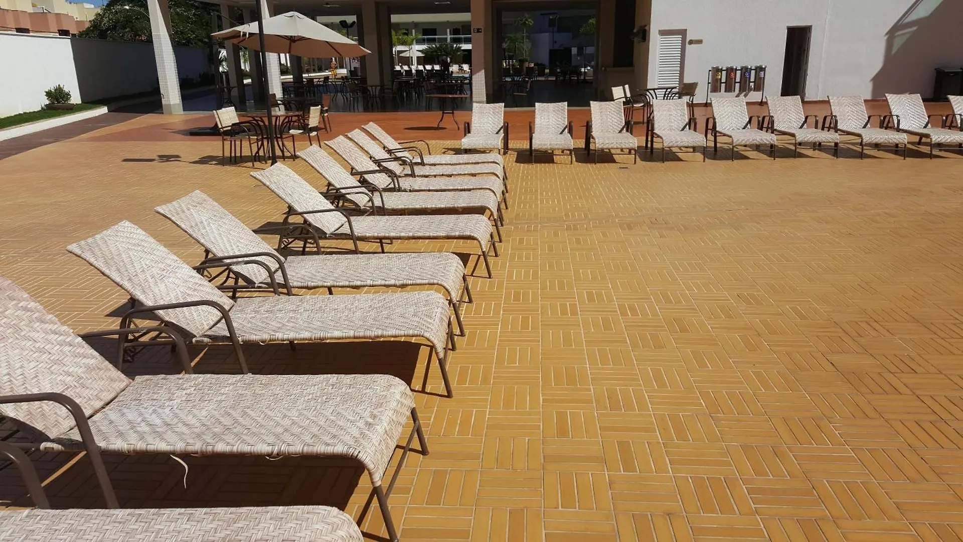 Riviera Park Hotel - Apto Luxo - Piscinas 24Horas Caldas Novas