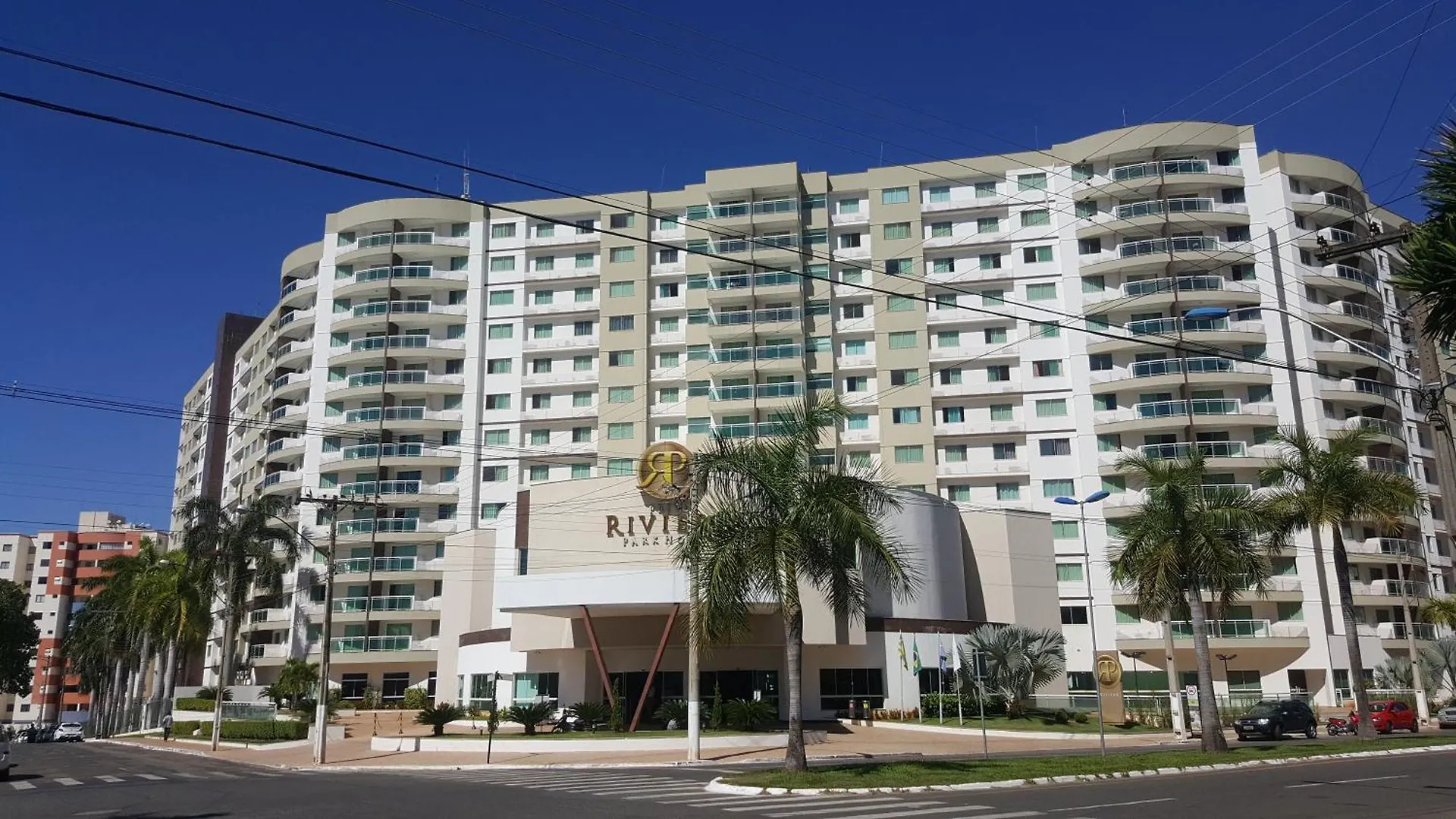 Riviera Park Hotel - Apto Luxo - Piscinas 24Horas Caldas Novas